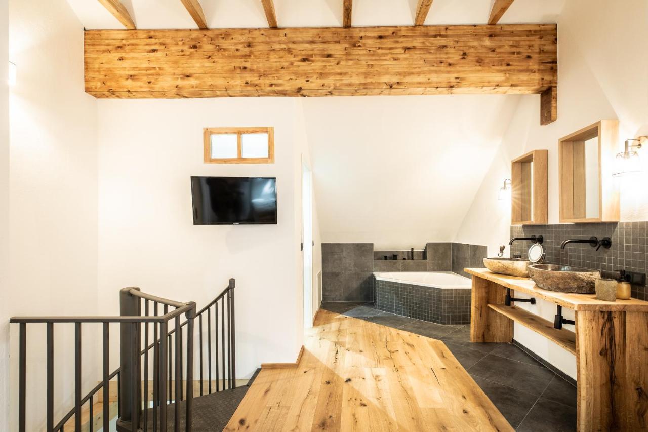 Alte Baeckerei Apartment Bescheid Ngoại thất bức ảnh
