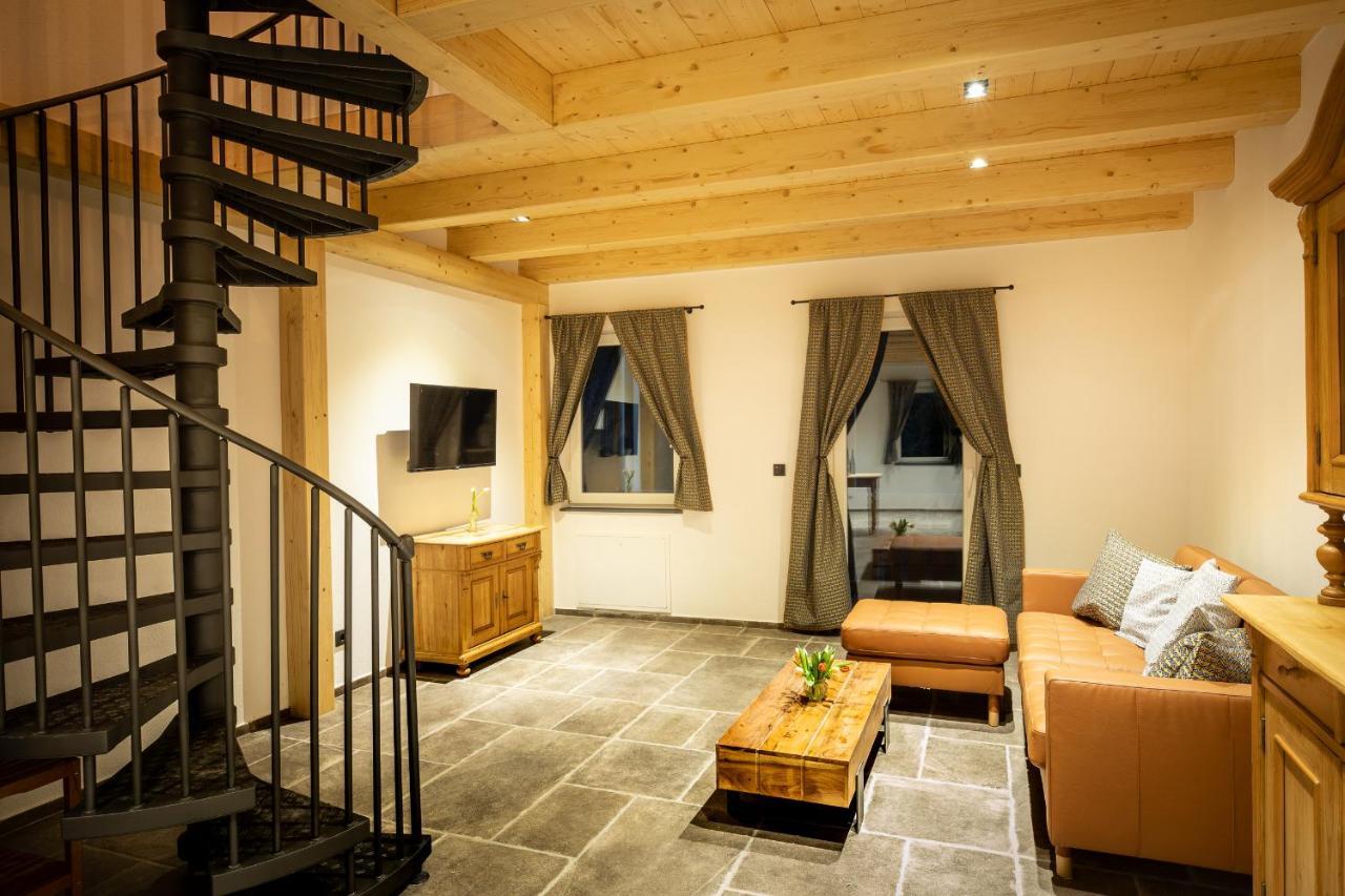 Alte Baeckerei Apartment Bescheid Ngoại thất bức ảnh