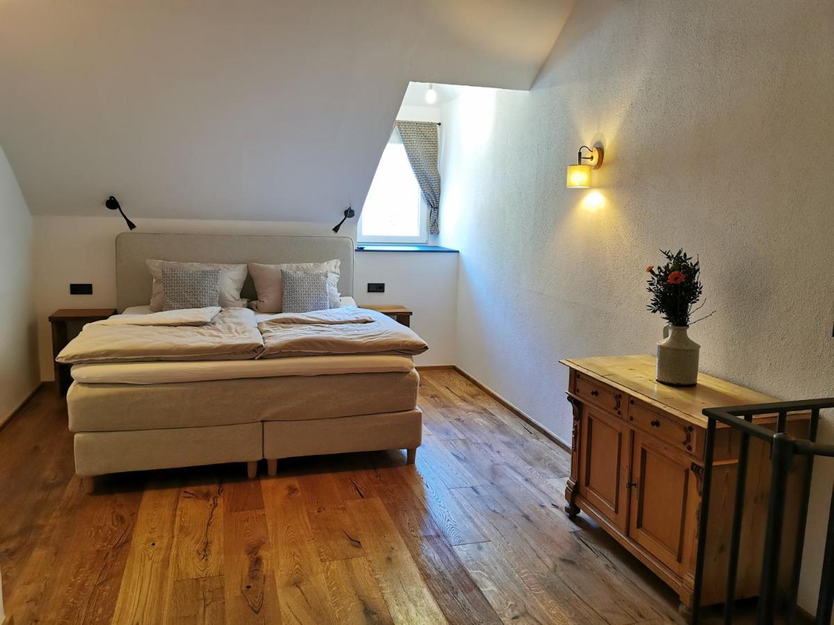 Alte Baeckerei Apartment Bescheid Ngoại thất bức ảnh