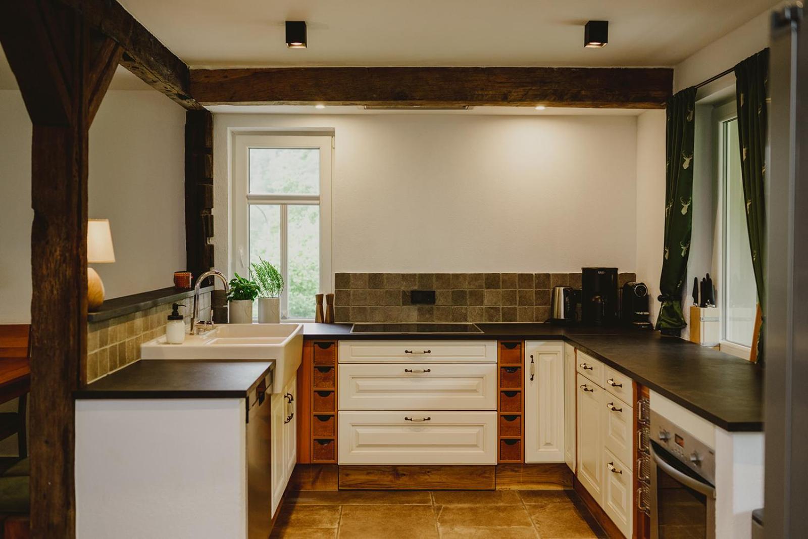 Alte Baeckerei Apartment Bescheid Ngoại thất bức ảnh