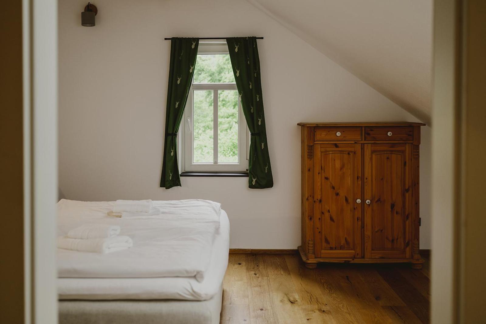Alte Baeckerei Apartment Bescheid Ngoại thất bức ảnh