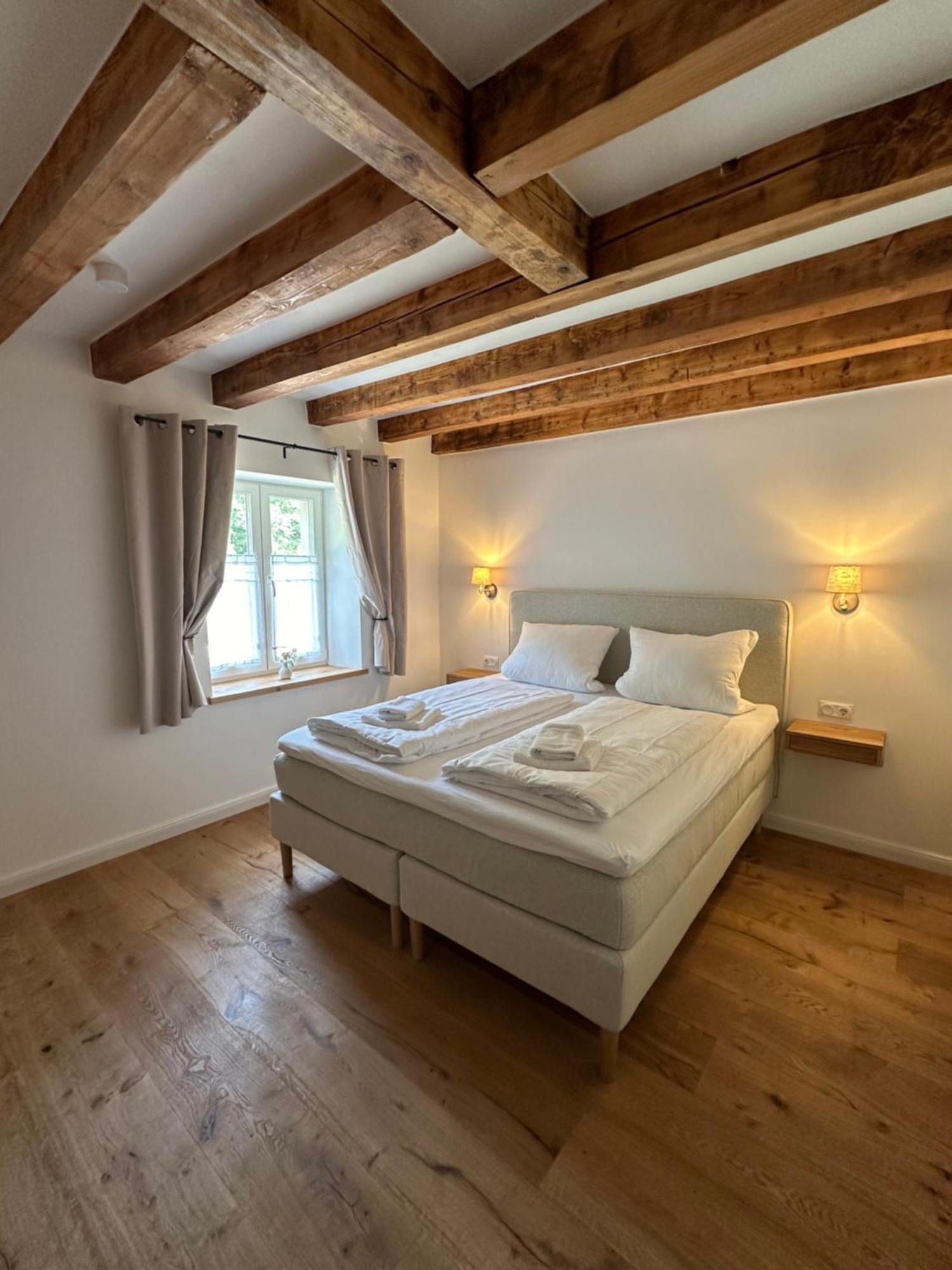 Alte Baeckerei Apartment Bescheid Ngoại thất bức ảnh