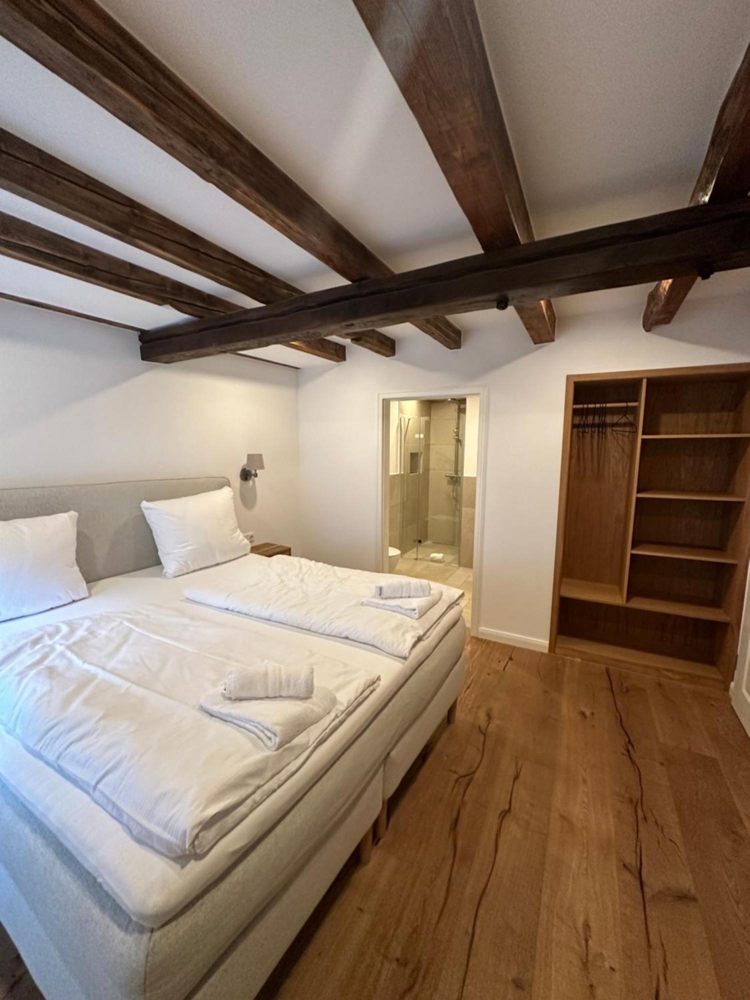 Alte Baeckerei Apartment Bescheid Ngoại thất bức ảnh
